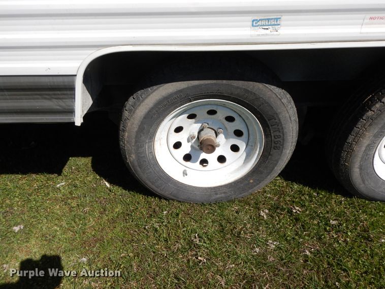 image for item IX9451 2004 Forest River 29DD Cherokee  camper