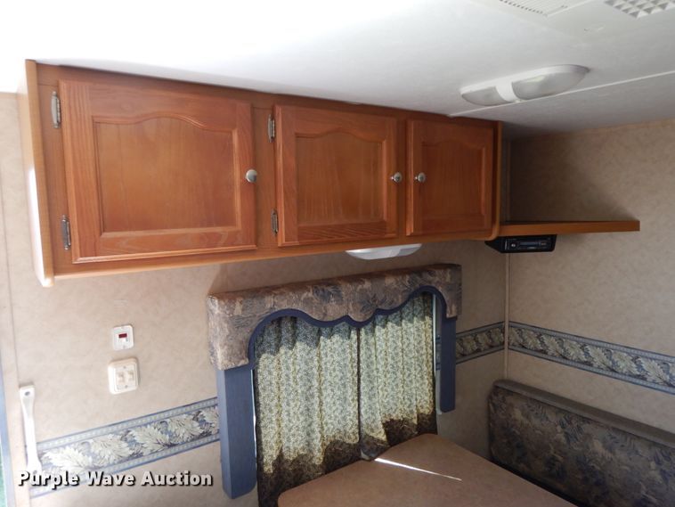 image for item IX9454 2007 Dutchmen Four Winds GS400  camper