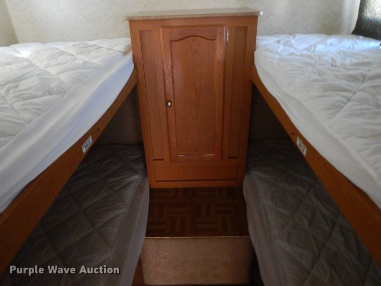 image for item IX9454 2007 Dutchmen Four Winds GS400  camper