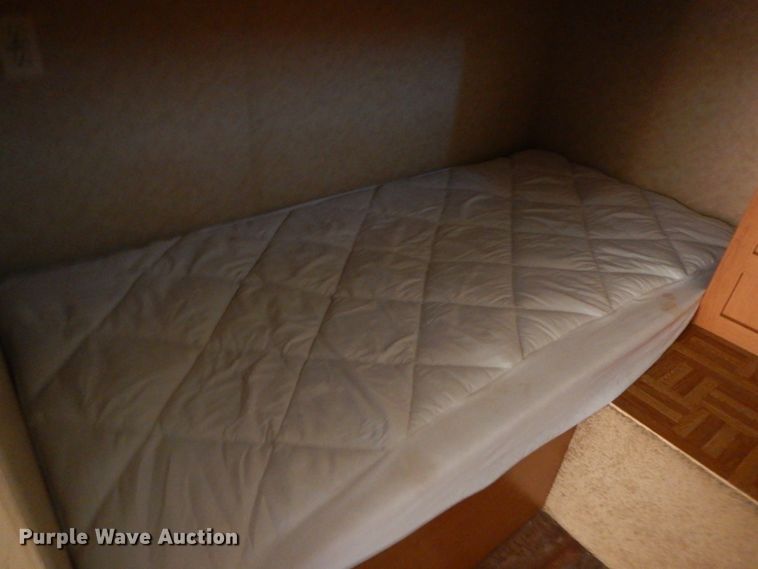 image for item IX9454 2007 Dutchmen Four Winds GS400  camper