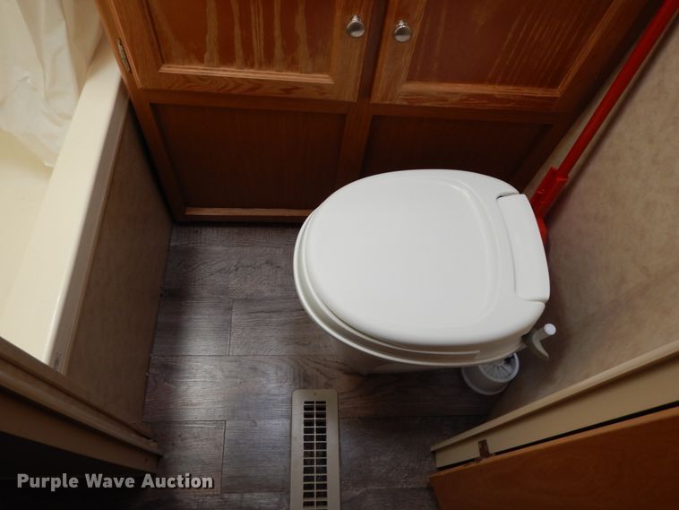 image for item IX9454 2007 Dutchmen Four Winds GS400  camper