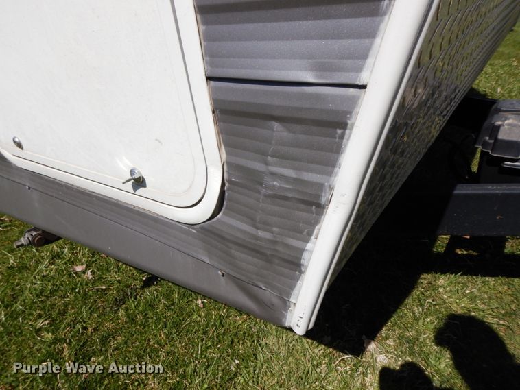 image for item IX9456 2006 Cross Roads Zinger ZT-320-QB  camper