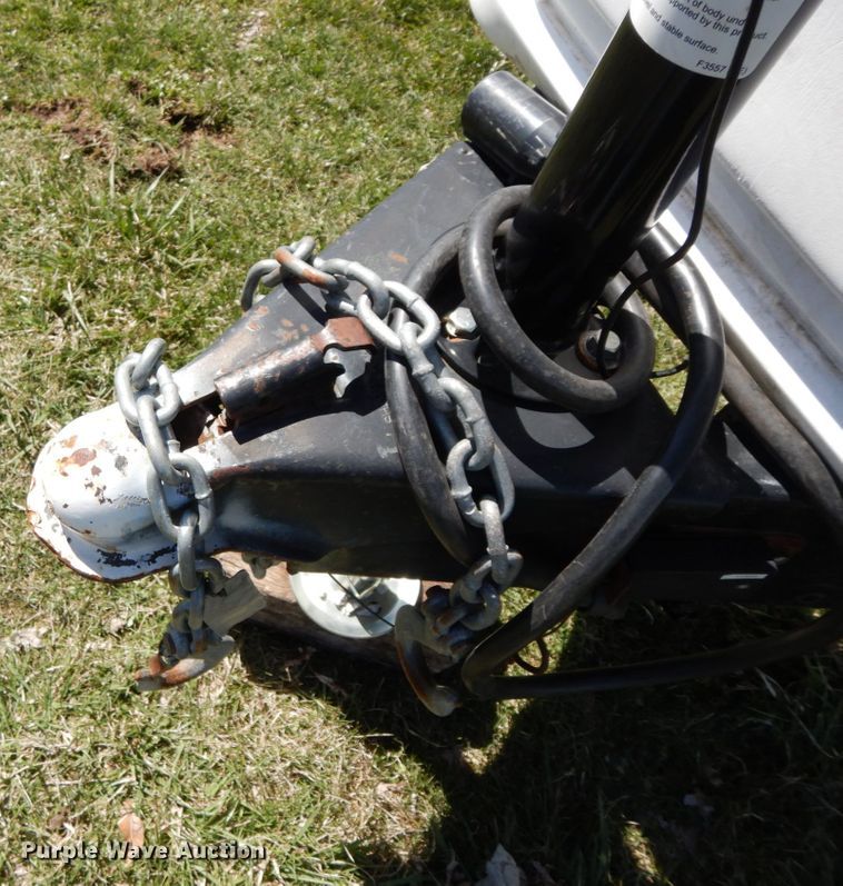 image for item IX9456 2006 Cross Roads Zinger ZT-320-QB  camper