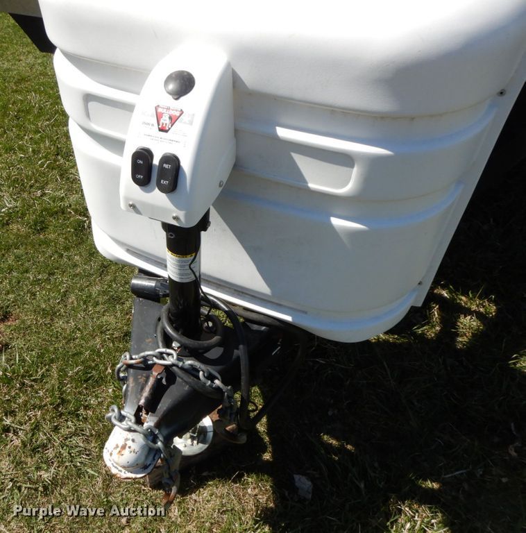 image for item IX9456 2006 Cross Roads Zinger ZT-320-QB  camper