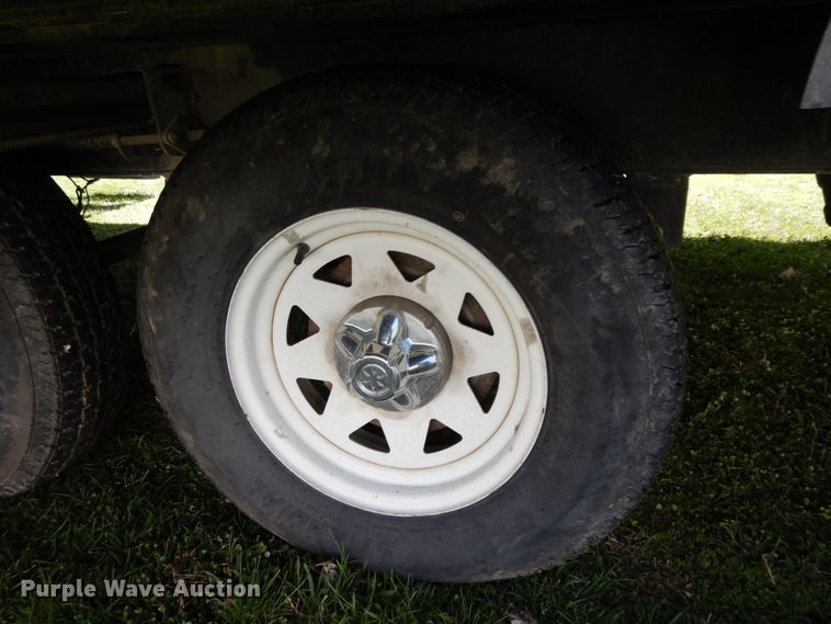 image for item IX9456 2006 Cross Roads Zinger ZT-320-QB  camper