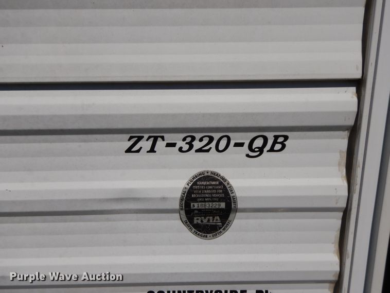 image for item IX9456 2006 Cross Roads Zinger ZT-320-QB  camper