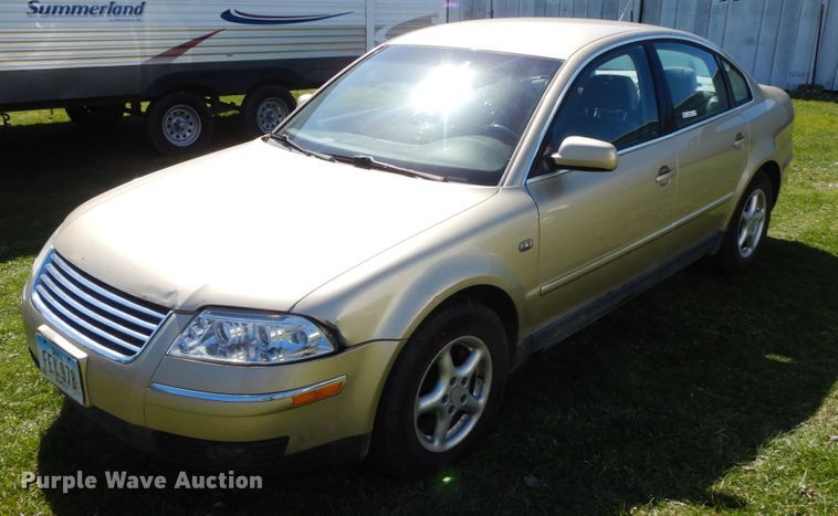 image for item IX9462 2001 Volkswagen Passat