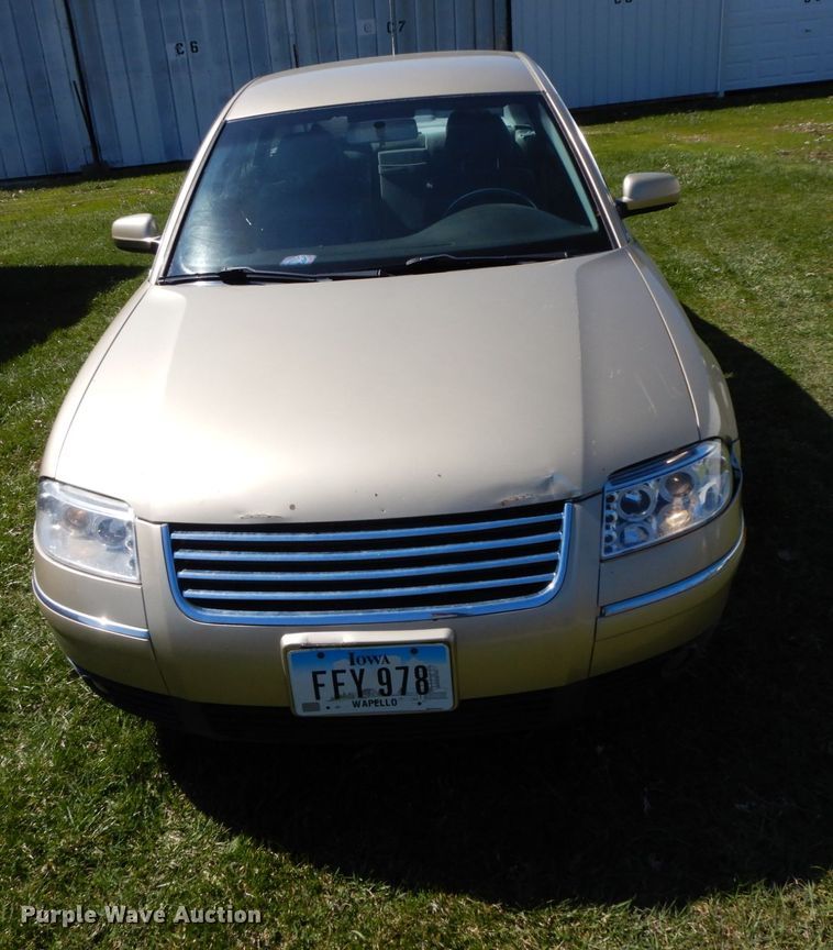 image for item IX9462 2001 Volkswagen Passat