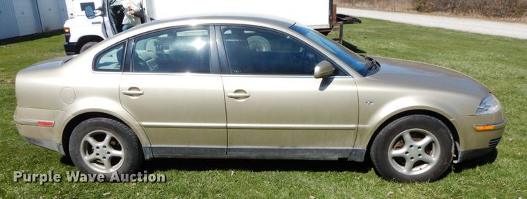 image for item IX9462 2001 Volkswagen Passat