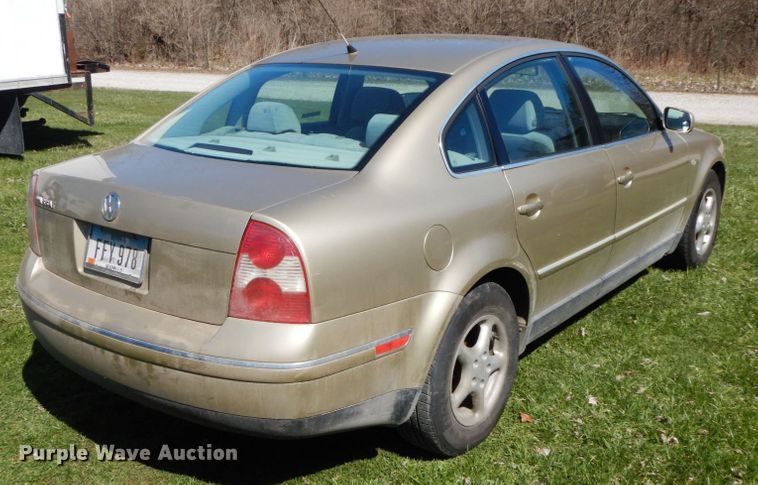 image for item IX9462 2001 Volkswagen Passat