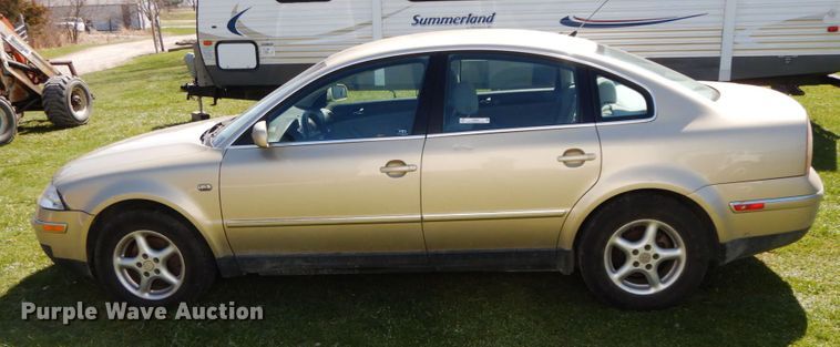 image for item IX9462 2001 Volkswagen Passat