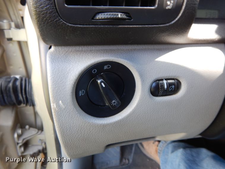 image for item IX9462 2001 Volkswagen Passat