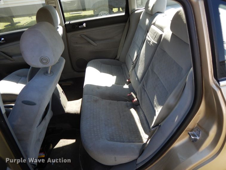 image for item IX9462 2001 Volkswagen Passat