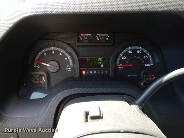 image for item IX9463 2009 Ford E450 Super Duty  box truck