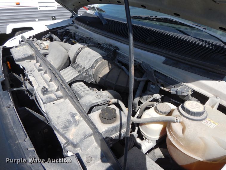 image for item IX9463 2009 Ford E450 Super Duty  box truck