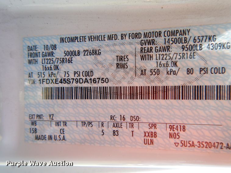 image for item IX9463 2009 Ford E450 Super Duty  box truck