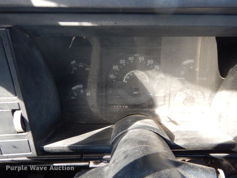 image for item IX9464 1988  Chevrolet C1500  pickup truck