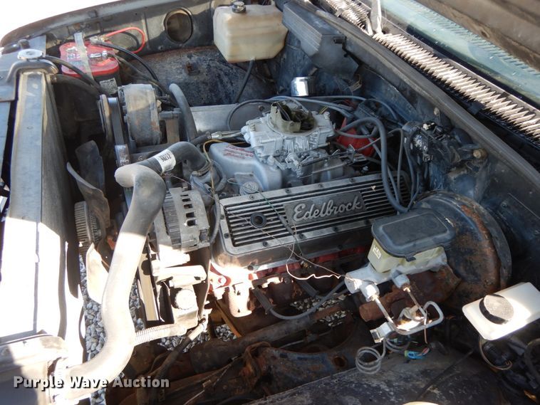 image for item IX9464 1988  Chevrolet C1500  pickup truck