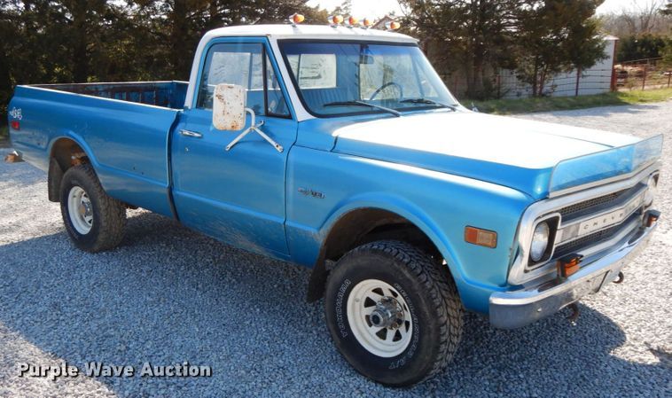 image for item IX9466 1969 Chevrolet K10  pickup truck