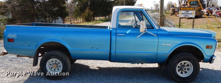 image for item IX9466 1969 Chevrolet K10  pickup truck