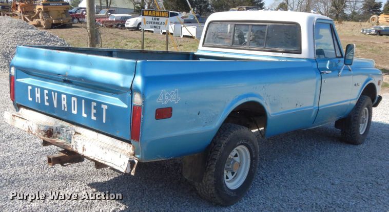 image for item IX9466 1969 Chevrolet K10  pickup truck