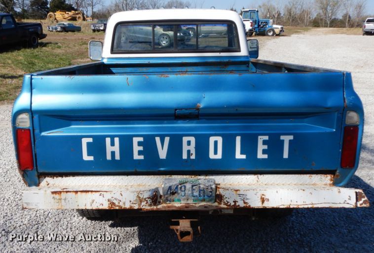 image for item IX9466 1969 Chevrolet K10  pickup truck