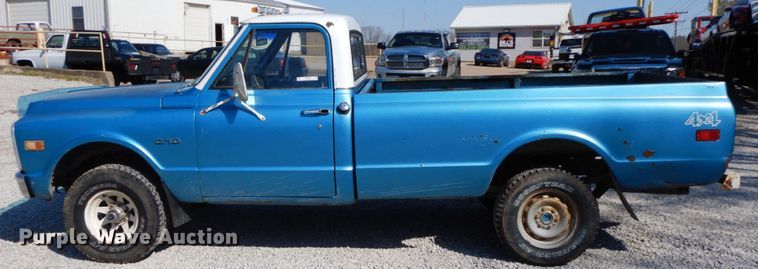image for item IX9466 1969 Chevrolet K10  pickup truck