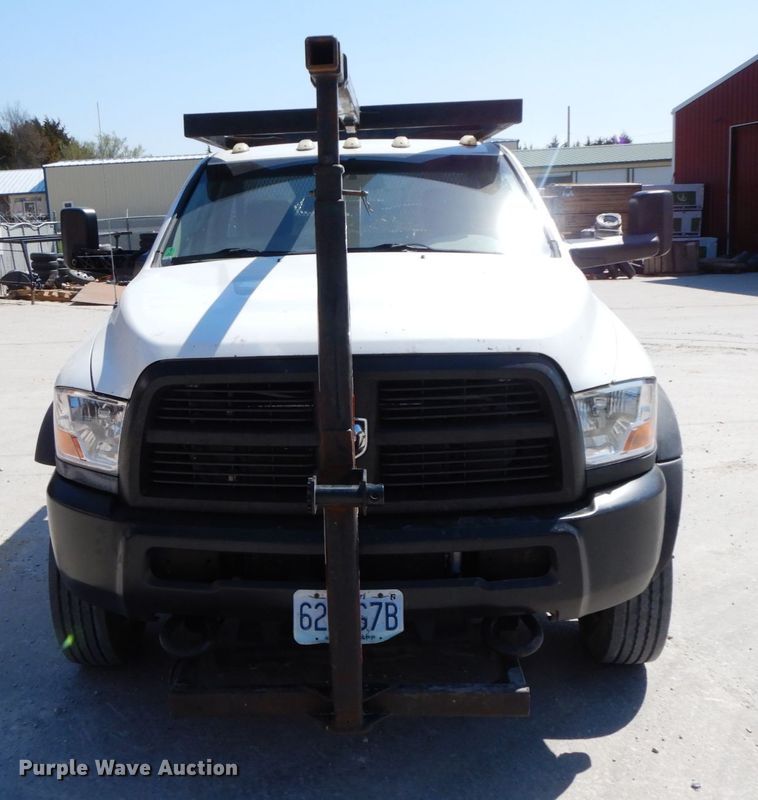 image for item IX9470 2012 Dodge Ram 5500HD  truck cab and chassis