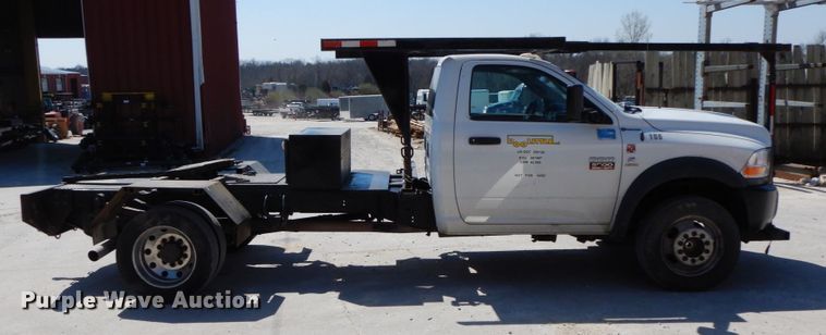 image for item IX9470 2012 Dodge Ram 5500HD  truck cab and chassis