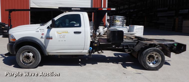 image for item IX9470 2012 Dodge Ram 5500HD  truck cab and chassis
