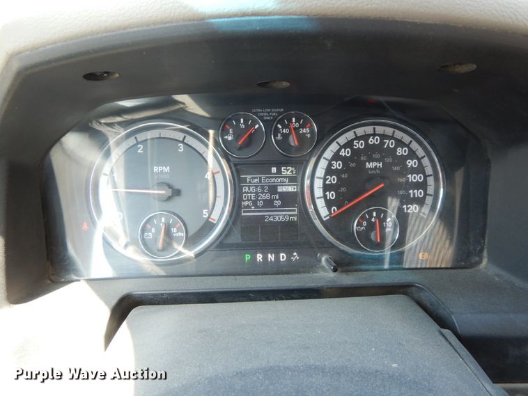 image for item IX9470 2012 Dodge Ram 5500HD  truck cab and chassis