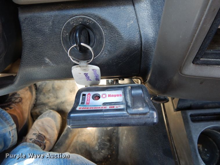 image for item IX9470 2012 Dodge Ram 5500HD  truck cab and chassis