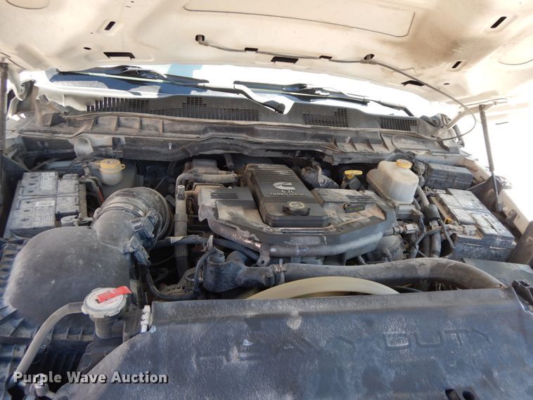 image for item IX9470 2012 Dodge Ram 5500HD  truck cab and chassis