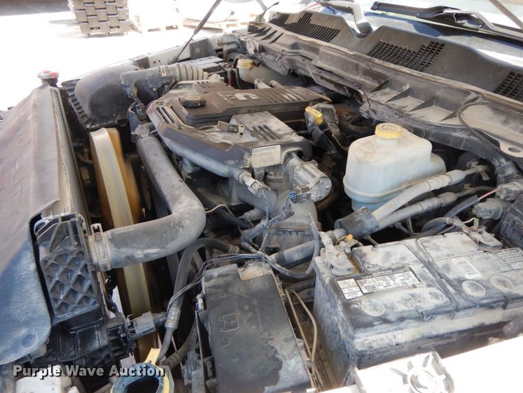 image for item IX9470 2012 Dodge Ram 5500HD  truck cab and chassis