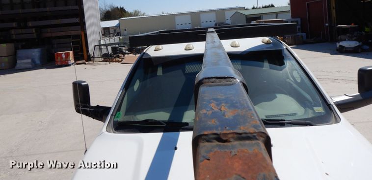 image for item IX9470 2012 Dodge Ram 5500HD  truck cab and chassis