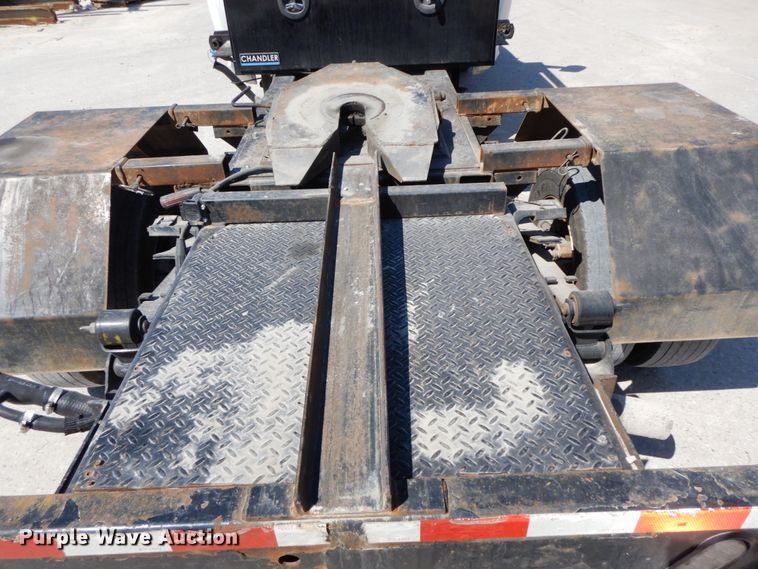 image for item IX9470 2012 Dodge Ram 5500HD  truck cab and chassis