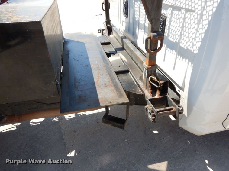 image for item IX9470 2012 Dodge Ram 5500HD  truck cab and chassis