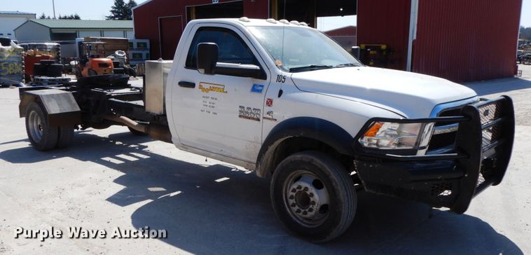 image for item IX9471 2014 Dodge Ram 5500HD  truck cab and chassis