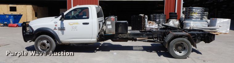 image for item IX9471 2014 Dodge Ram 5500HD  truck cab and chassis