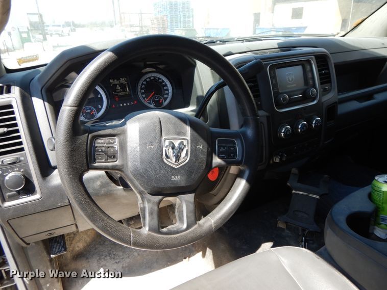 image for item IX9471 2014 Dodge Ram 5500HD  truck cab and chassis