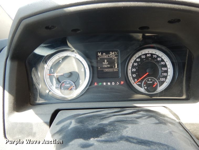 image for item IX9471 2014 Dodge Ram 5500HD  truck cab and chassis