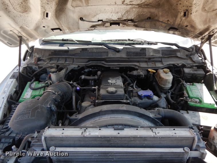 image for item IX9471 2014 Dodge Ram 5500HD  truck cab and chassis