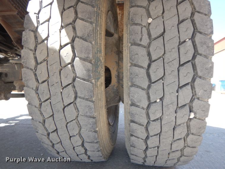 image for item IX9471 2014 Dodge Ram 5500HD  truck cab and chassis