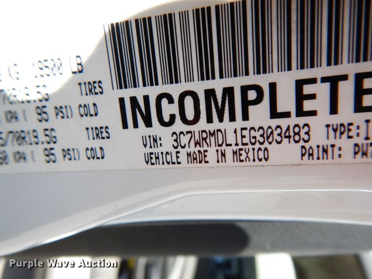 image for item IX9471 2014 Dodge Ram 5500HD  truck cab and chassis