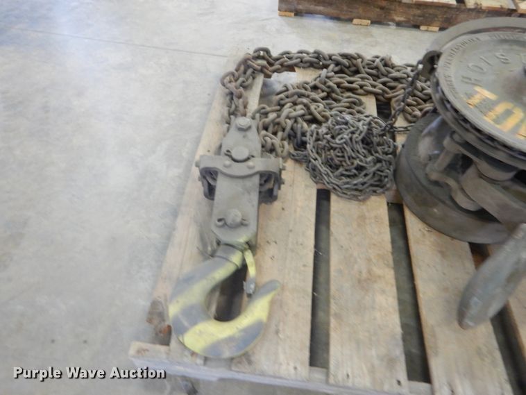 image for item IY9583 Auto Crane C-12 crane