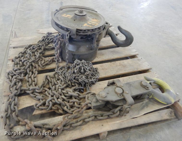 image for item IY9583 Auto Crane C-12 crane