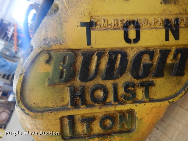 image for item IY9583 Auto Crane C-12 crane