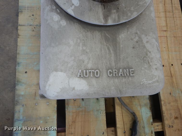 image for item IY9583 Auto Crane C-12 crane
