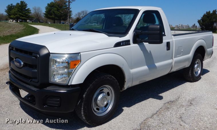 image for item IY9627 2013 Ford F350 Super Duty  pickup truck