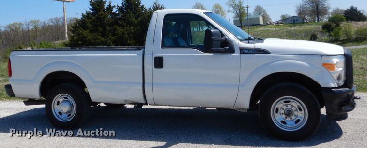 image for item IY9627 2013 Ford F350 Super Duty  pickup truck